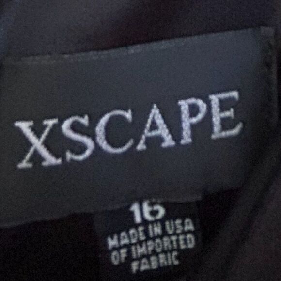XSCAPE Black SCUBA Ruched NWT Size 16 - Picture 15 of 15
